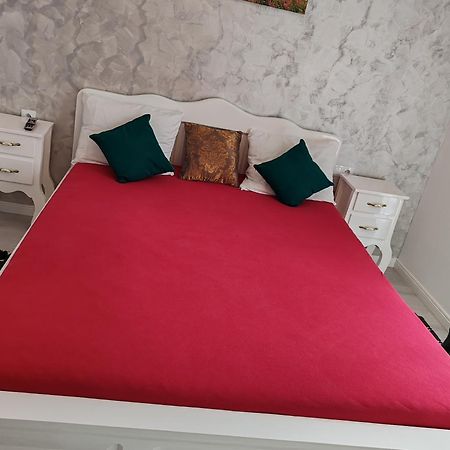 Apartament Gabriela Бая-Маре Екстер'єр фото